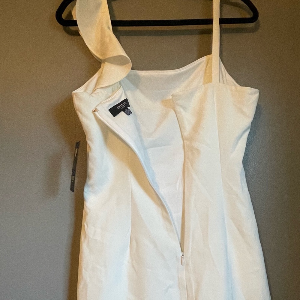 NWT Guess Sz 10 Women’s White Ruffle Strappy Mini Bodycon Lined Dress Ret $128! - Picture 12 of 13